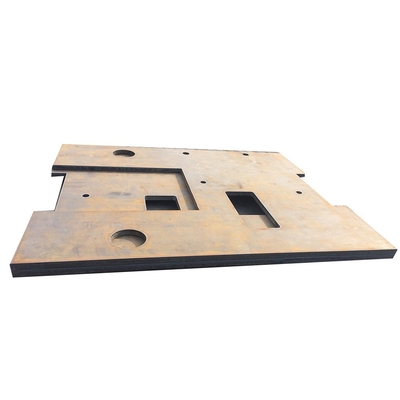 Plat à base métallique plat fait sur commande de haute précision d'OEM coupant la flamme Q235B de commande numérique par ordinateur