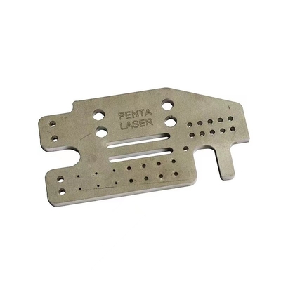 métal en aluminium de formulaire de laser de commande numérique par ordinateur de précision de 8mm traitant des pièces de machines