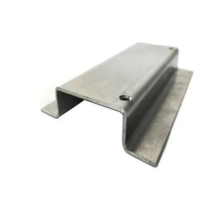 Laser de cuivre en métal de commande numérique par ordinateur de SGCC coupant les services en aluminium de fabrication de tôle