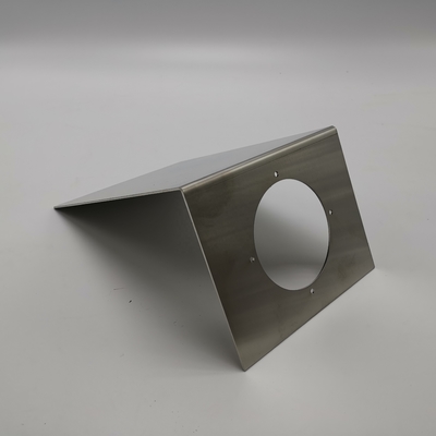 métal de commande numérique par ordinateur de 16mm pliant la coupe faite sur commande de laser de fabrication en métal d'acier inoxydable