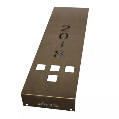 Le plat d'en cuivre et en aluminium de anodisation pliant la commande numérique par ordinateur de laser a coupé le feuillard traitant des pièces
