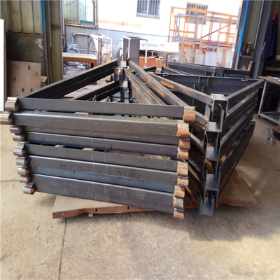 cadre soudé par fabrication résistante faite sur commande de poinçon de structure métallique de soudure en acier de 1650mm