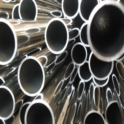 l'immersion chaude de 16Mn Q215 a galvanisé le tube en acier rond du GI 100mm de tuyau d'acier pour la construction