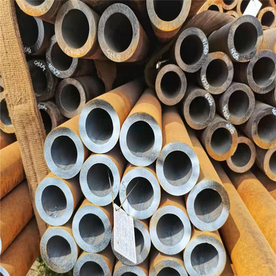 Le tuyau galvanisé 316L solides solubles de tube en métal du rond A106 de 25mm se développent en spirales tuyau d'acier soudé